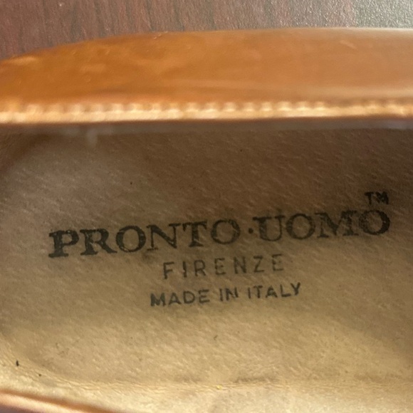 Pronto Uomo Brown Leather Oxfords with Broguing - Picture 6 of 10